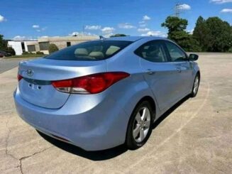2012 Hyundai Elantra GLS  4dr Sedan 6A - Image 3