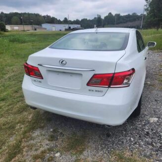 2011 LEXUS ES350 - Image 3