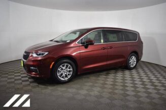 2023 Chrysler pacifica touring-L - Image 3