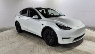 2022 TESLA MODEL Y PERFORMANCE - Image 2