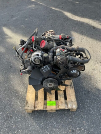 01-04 CHEVROLET GMC 2500 3500 6.6 LB7 DURAMAX DIESEL ENGINE MOTOR NO CORE - Image 2