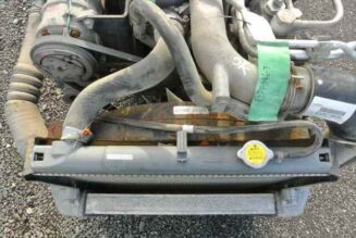 NISSAN 4 Cylinder 4.6L FD46 Non Turbo Used Diesel Engine - Image 15