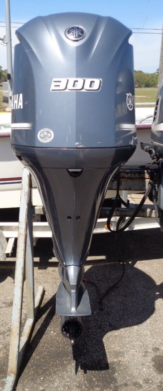 2017 YAMAHA F300 300hp 25 FOUR 4 STROKE